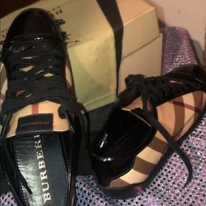 Authentic Burberry Nova Low Top Sneakers